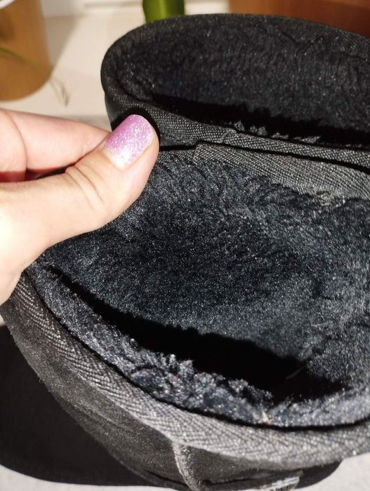 Жіночі теплі уггі