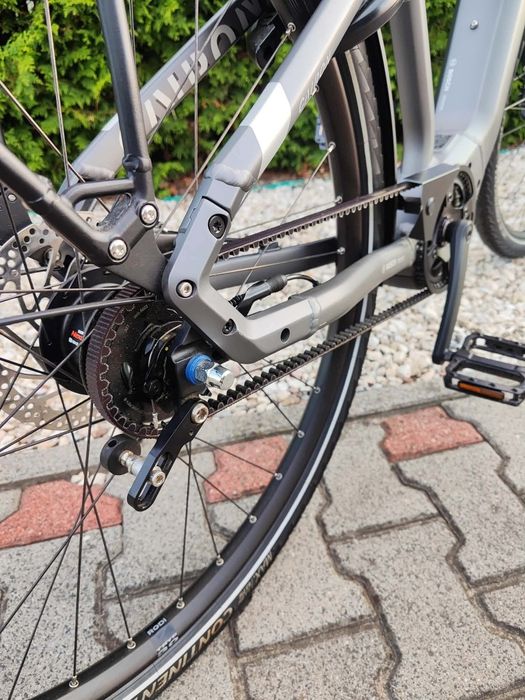 Nowy rower elektryczny Conway na pasku  Bosch Cx 85Nm