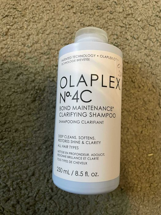 Olaplex No.4C Bond Clarifying Szampon głęboko oczyszczający 250ml 2011