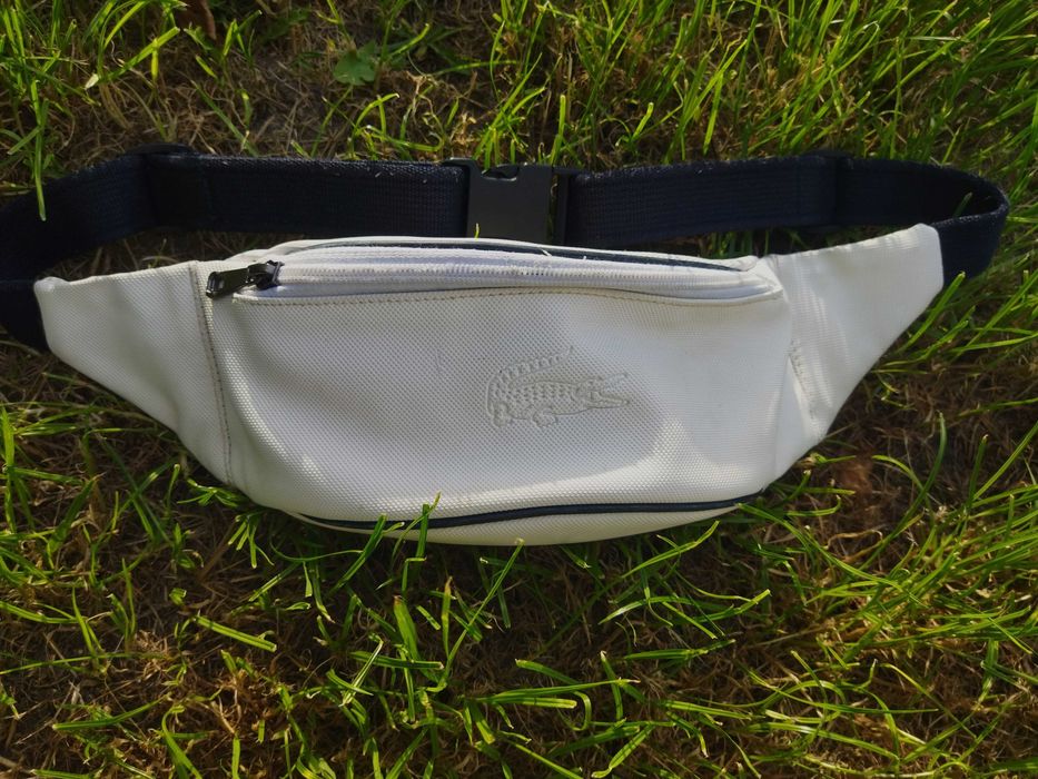 шкіряна бананка Lacoste