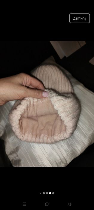 Piękna nowa czapka z angory z angorą