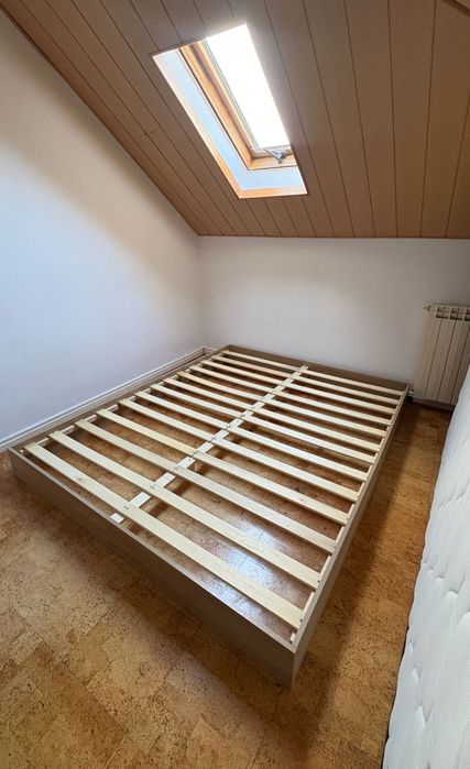 Cama de Casal + Colchão – Como Novos!