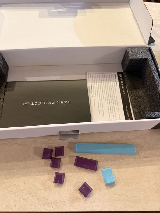 Продам клавиатуру