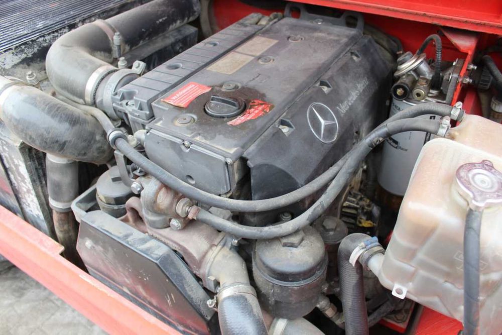 teleskopowa/manitou/mrt/2150/Privilege/ładowarka/obrotowa/21m/mercedes