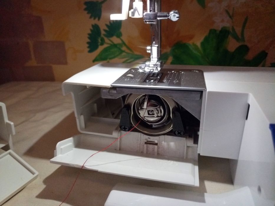 Швейна машинка Minerva M230