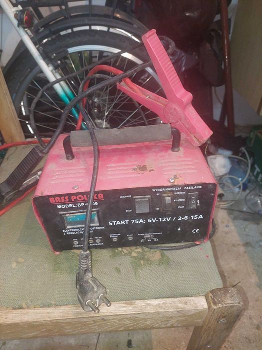 Prostownik z rozruchem