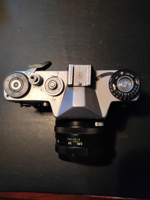 Продаю фотоаппарат Зенит ЕМ