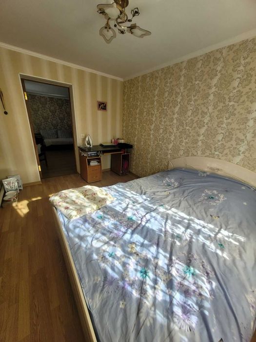 Продаєця будинок  мальовничому місті в  м.  Глеваха вул Зелена