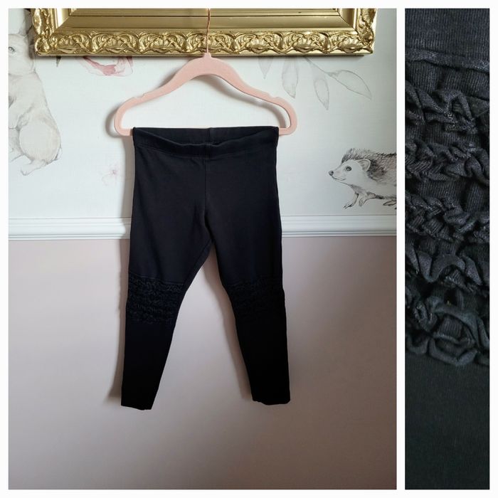 Spodnie 98 legginsy z falbankami na kolanach basic