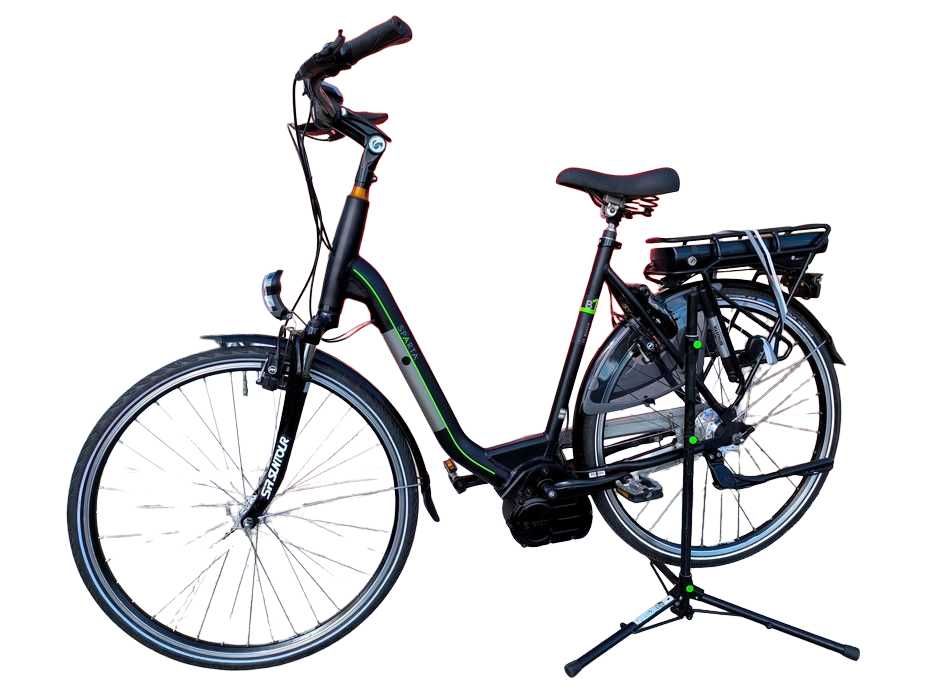 ELEKTRYCZNA SPARTA B1 Roz. 57cm (22,5") Silnik BOSCH *Koła 28* Magura!