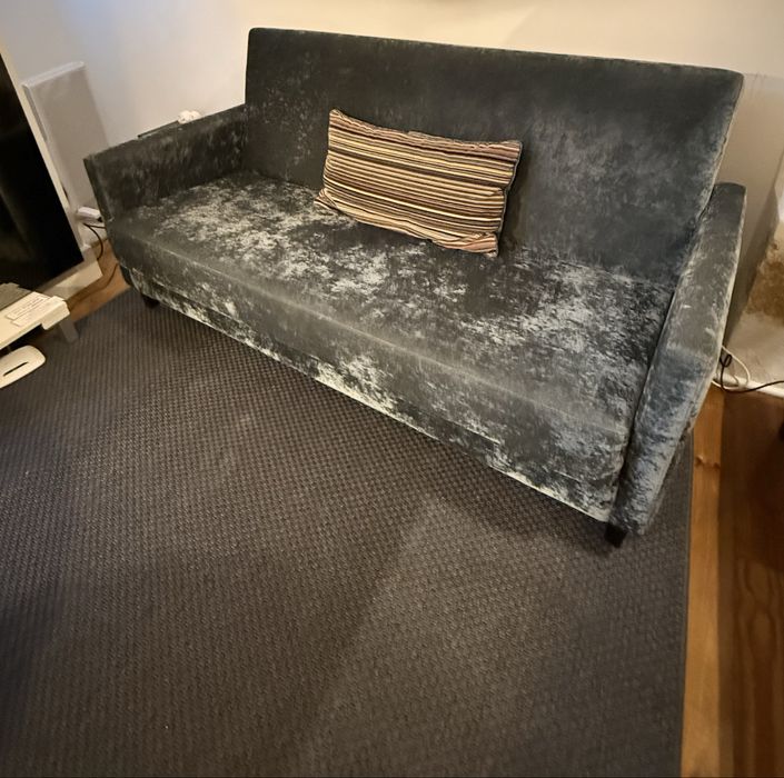 Sofá cinza com costas rebatíveis - excelente estado