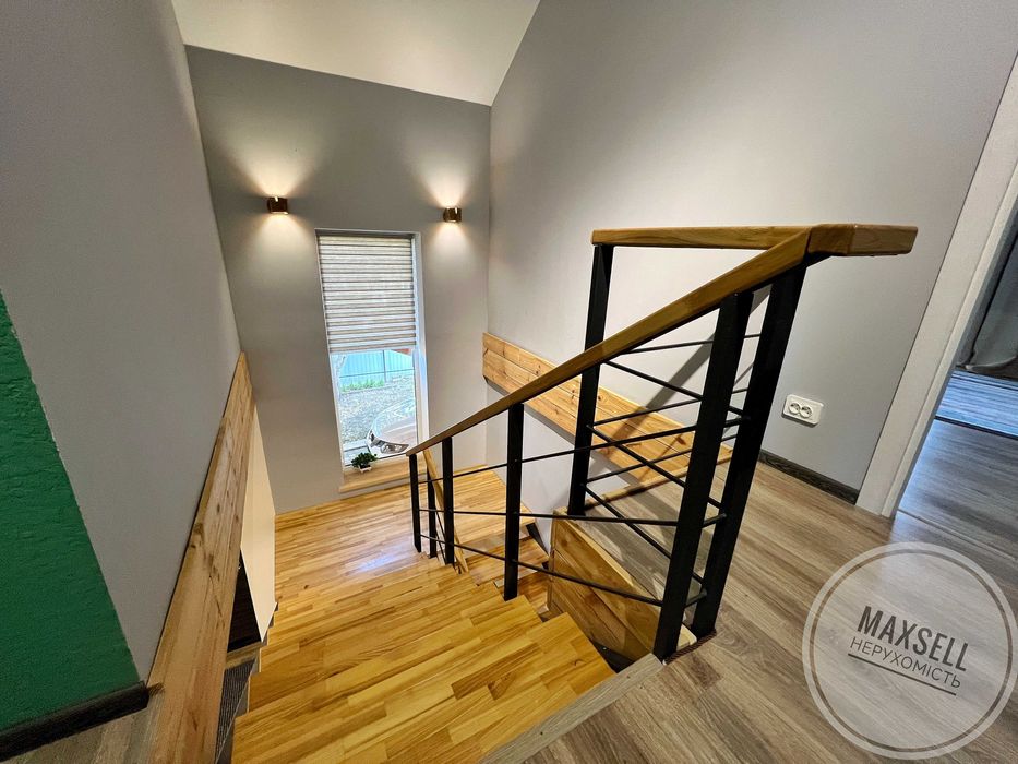 Продам чудовий будинок з новим сучасним ремонтом (єОселя)