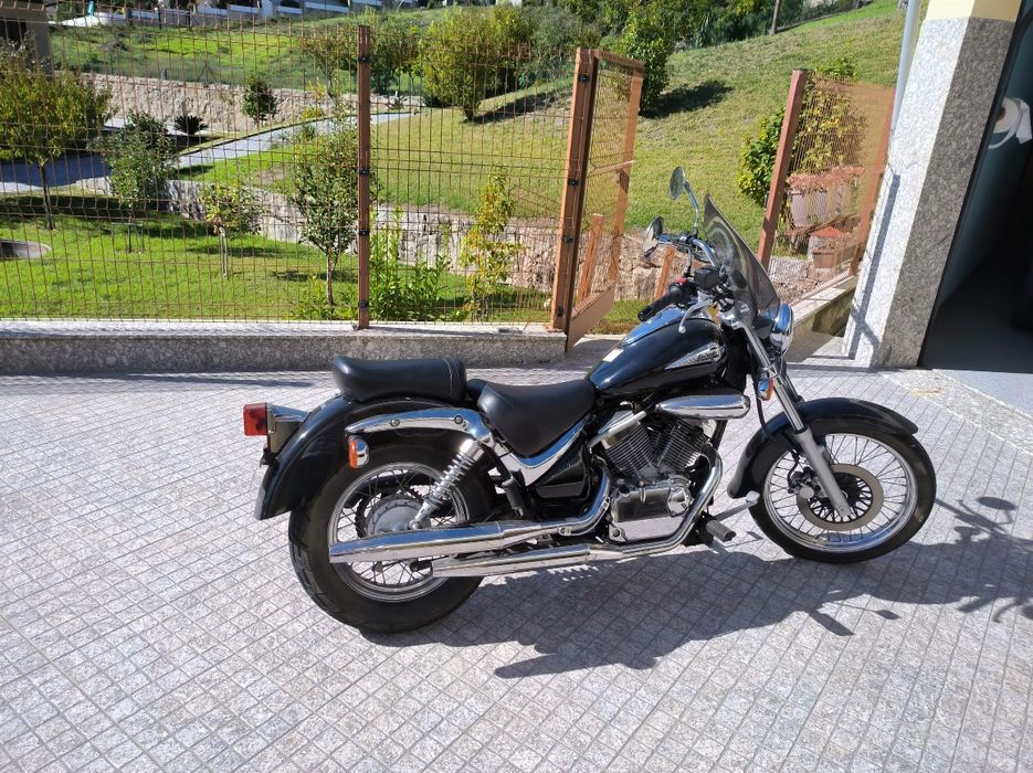 Suzuki Intruder VL 250
