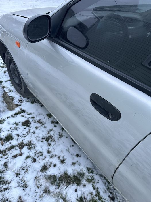 Daewoo Lanos, седан, сріблястий колір