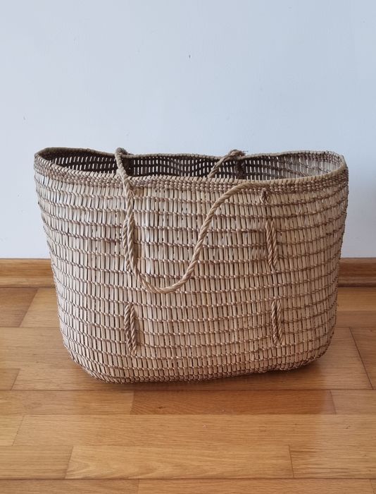Cesto decorativo em cor natural