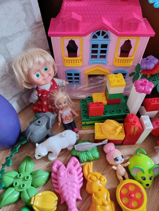 Іграшки ( усі за 100 грн )