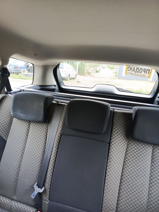 Свіжопригнане авто