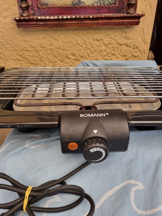 grelhador elétrico da marca Bomann.