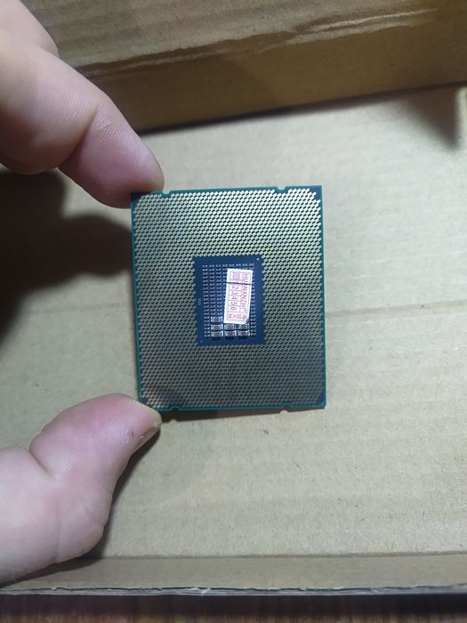 Процессор Intel Xeon E5-2680 v4