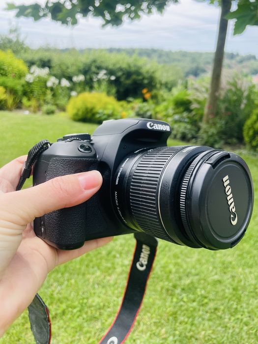 Canon EOS 600D + об’єктив EF-S 18-55mm IS II + сумка | Відмінний стан