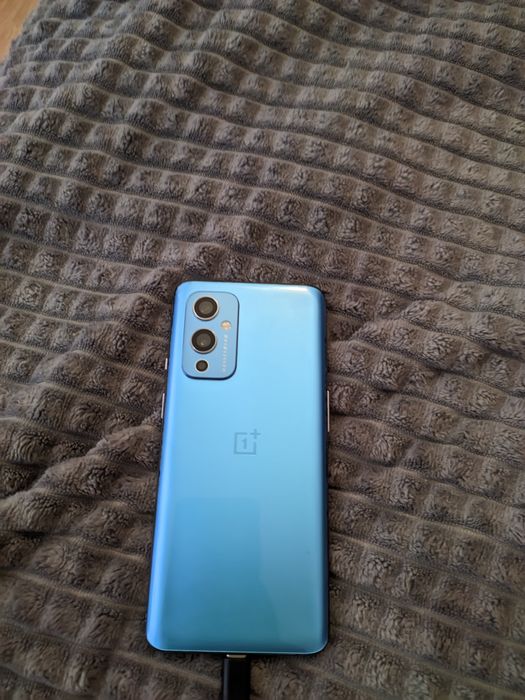OnePlus 9 продам