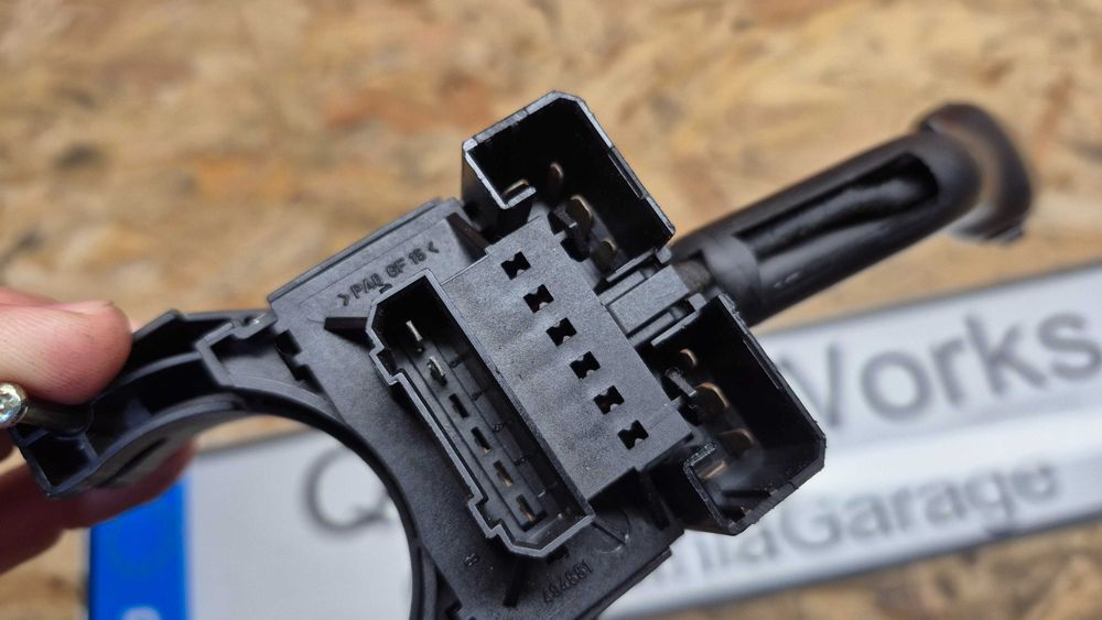 AUDI A4 B5 (8D)-Manete/ Comutador Escovas Sedan 94 até 01- 8D0.953503A