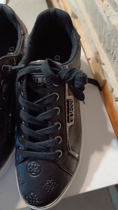 Buty damskie Guess