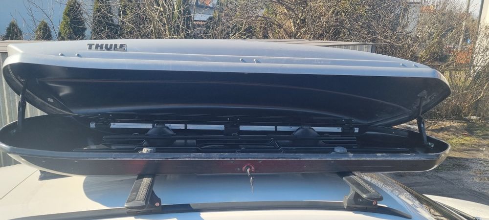 Bagażnik dachowy Thule Spirit 820 - srebrny/szary