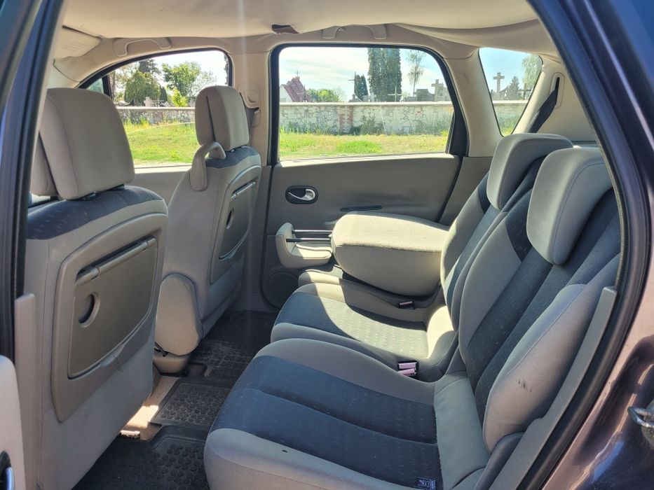 Renault Scenic 2 1.6 16v benzyna 2005r jeździ,skręca I hamuję..