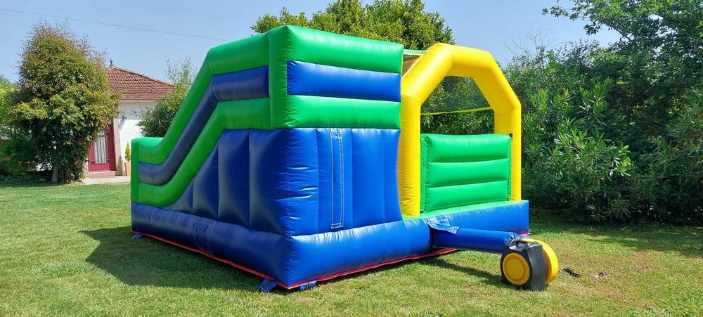 Aluguer de insuflável