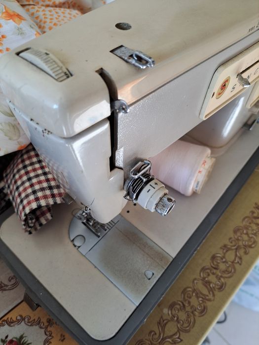 Máquina Costura SingeR