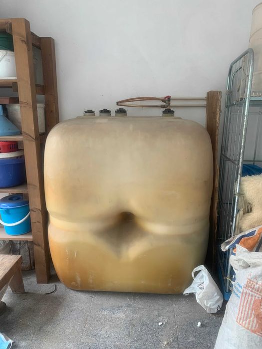 Venda de depósito gasóleo 500L