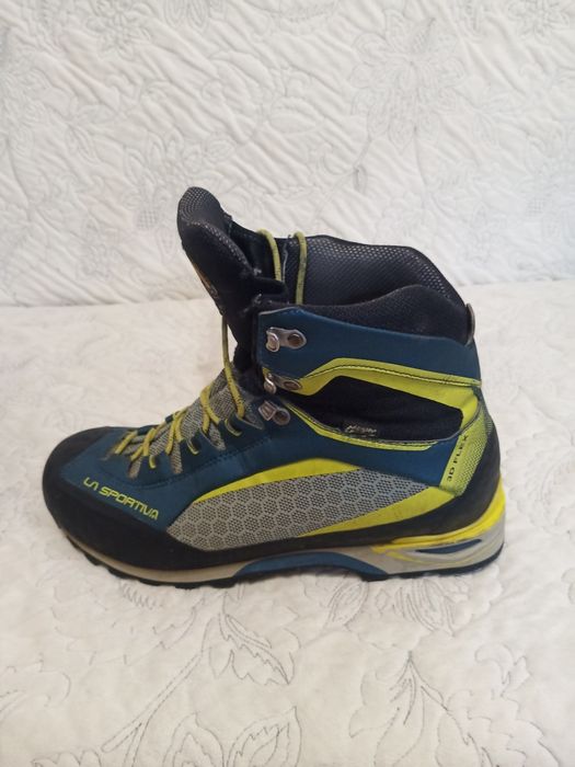 Salewa кросівки ,