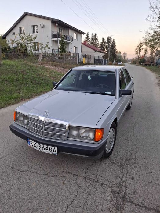 Mercedes-Benz Seria 190