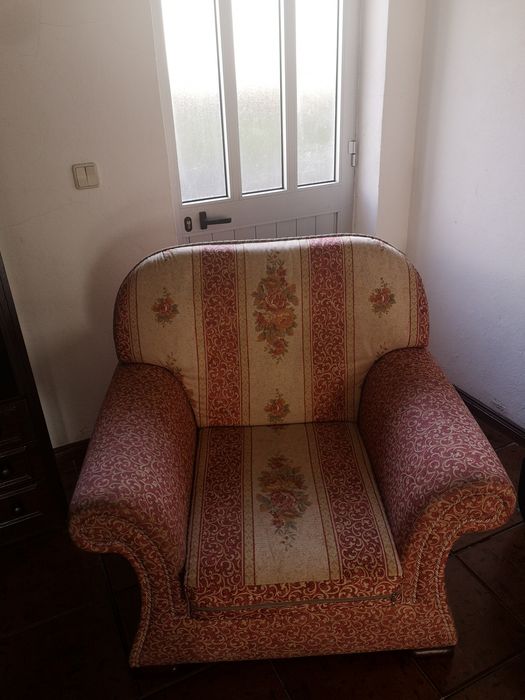 Conjunto de sofas em tecido
