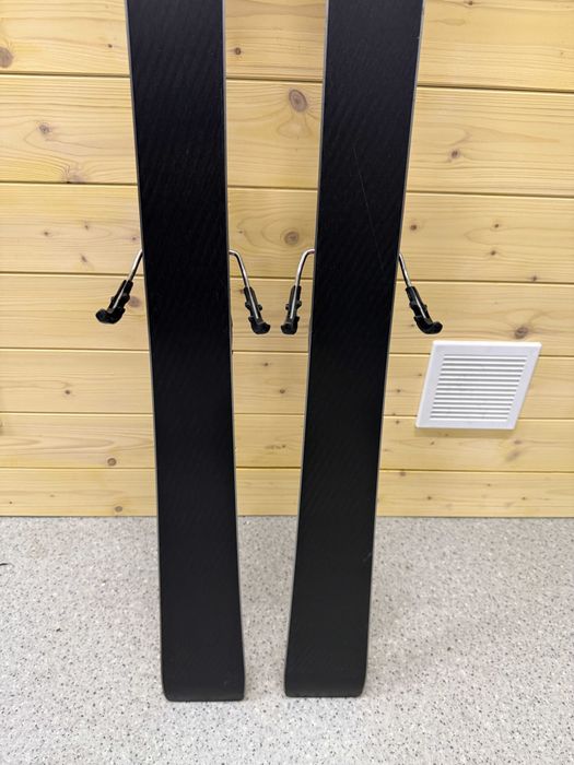 Narty Volkl Deacon 7.2 158cm N006