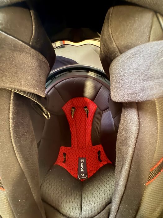 Capacete SHARK com Leds