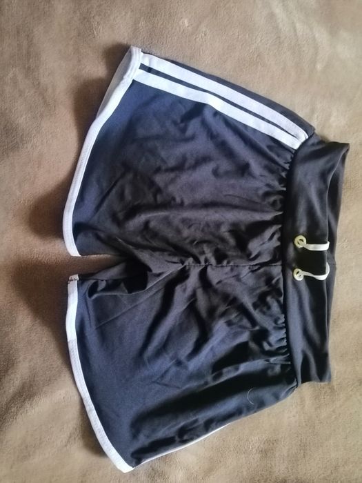 Шорты женские спортивные.