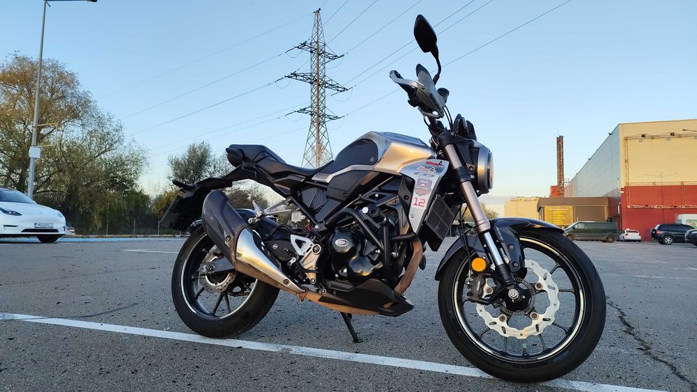 Мотоцикл Honda CB300R для Мото Джимхани