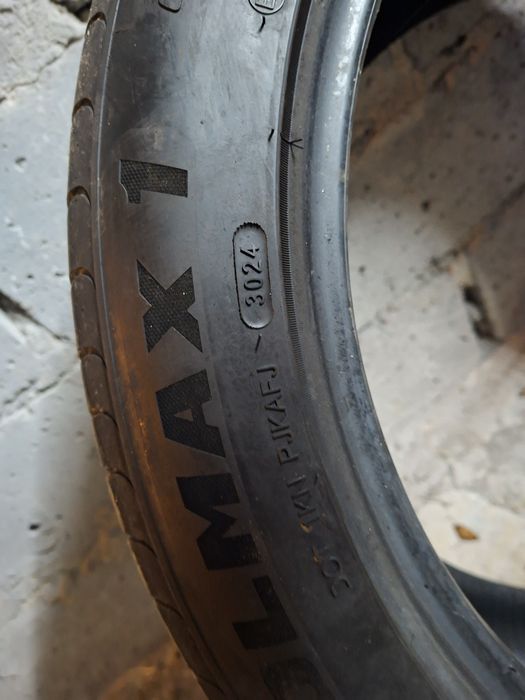 Sprzedam opony 255/45/20cali jak nowe!!!