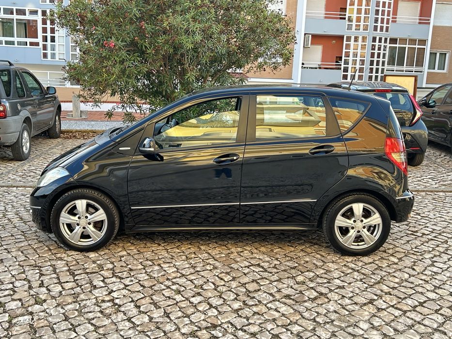 Vendo Mercedes A180 CDI versão Avantgarde