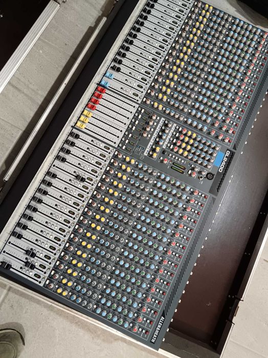 ALLEN HEATH GL2400 Mesa