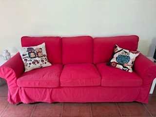 Sofás em tecido vermelho (2) - Natal