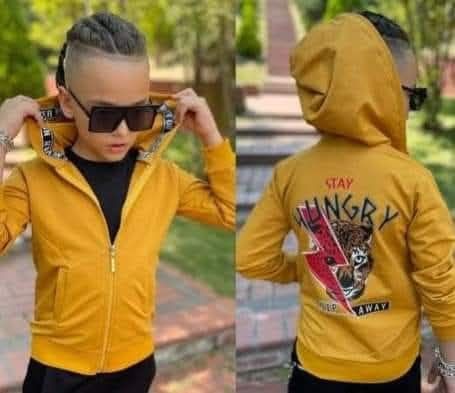 Świetna bluza z kapturem 3-4 l. (98/104)