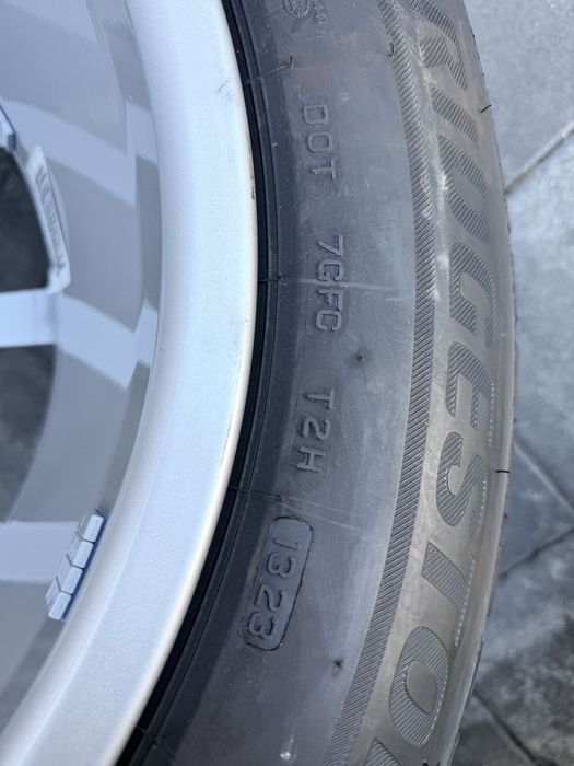 Koła zimowe nowe Audi A6c8 Q3 8u Q3f3  225/60r18 Bridgestone blizzak lm001