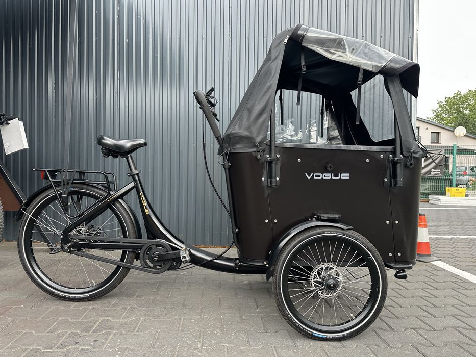 Elektryczna riksza renomowanej marki Vogue