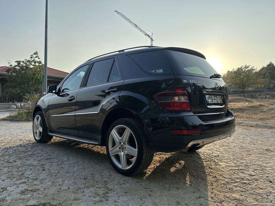 Mercedes-Benz Classe M 320 — fotografia 4