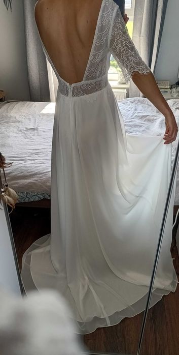 Koronkowa Suknia Ślubna w stylu boho