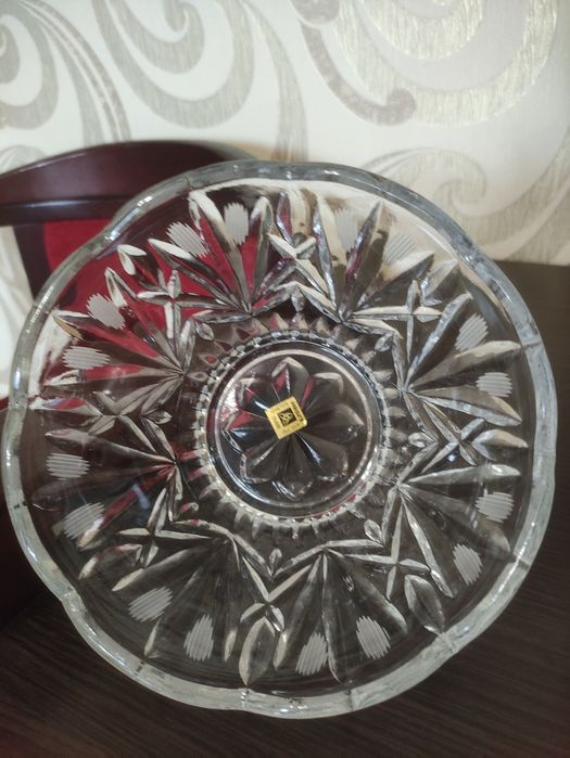 Посуд кришталь і скляний.