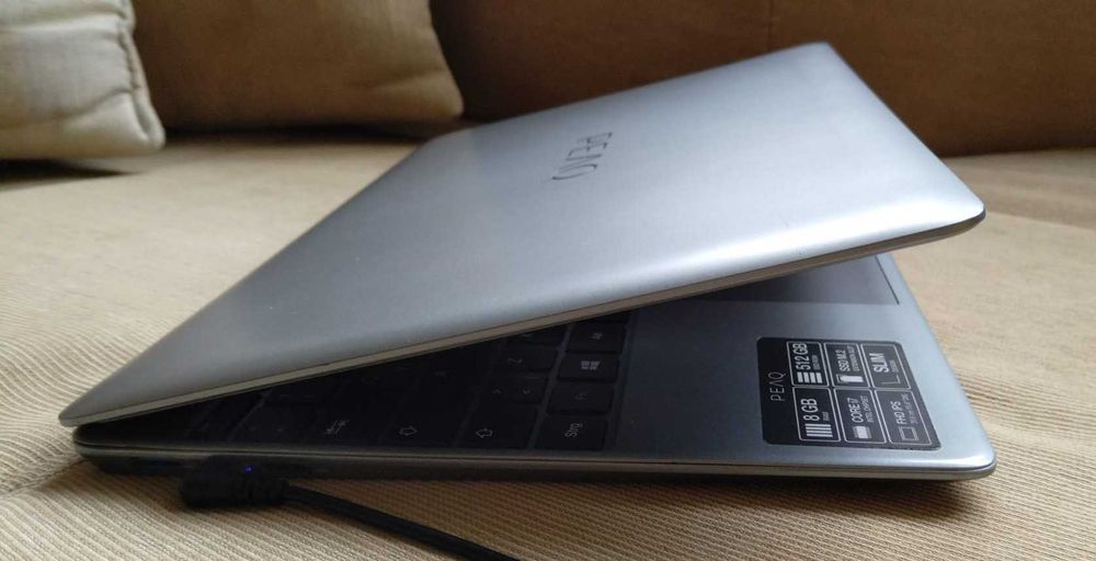 Notebook PEAQ C150 15,6" FHD/ i7-6560U/ SSD 180GB/ RAM 8 GB/ Iris 540